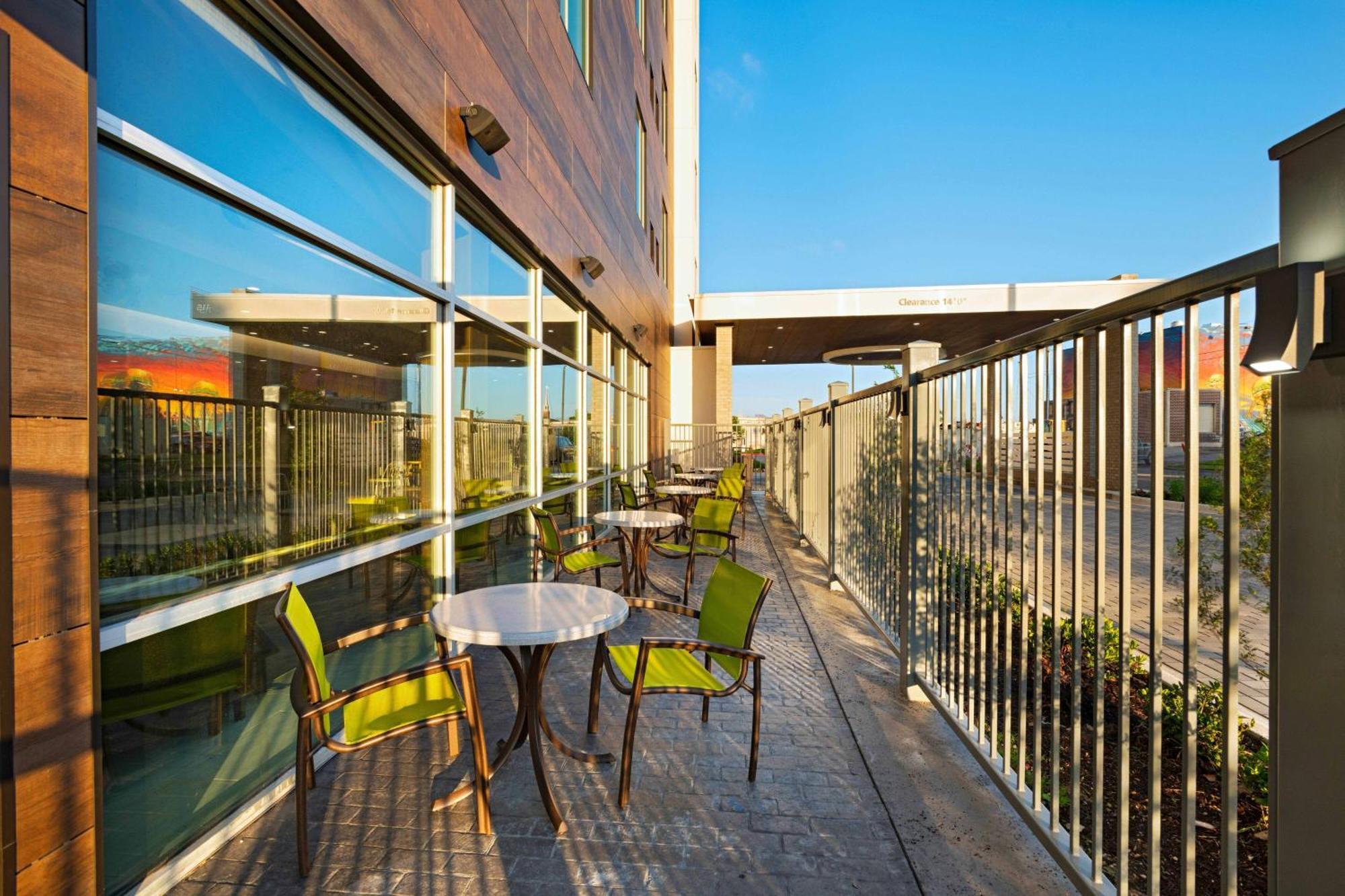 Springhill Suites Waco Exterior photo